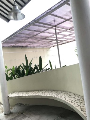 Tempat duduk dan diskusi